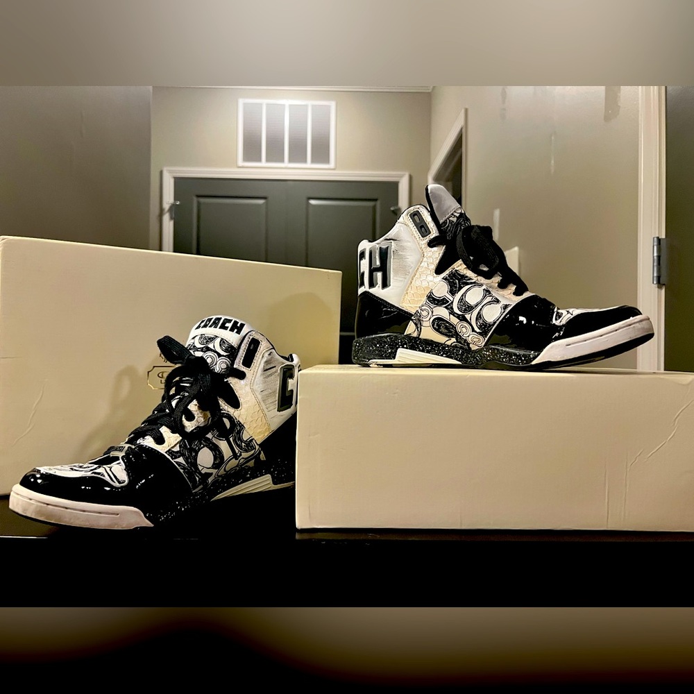 Coach graffiti print sneakers. Size 8. Some scuffs